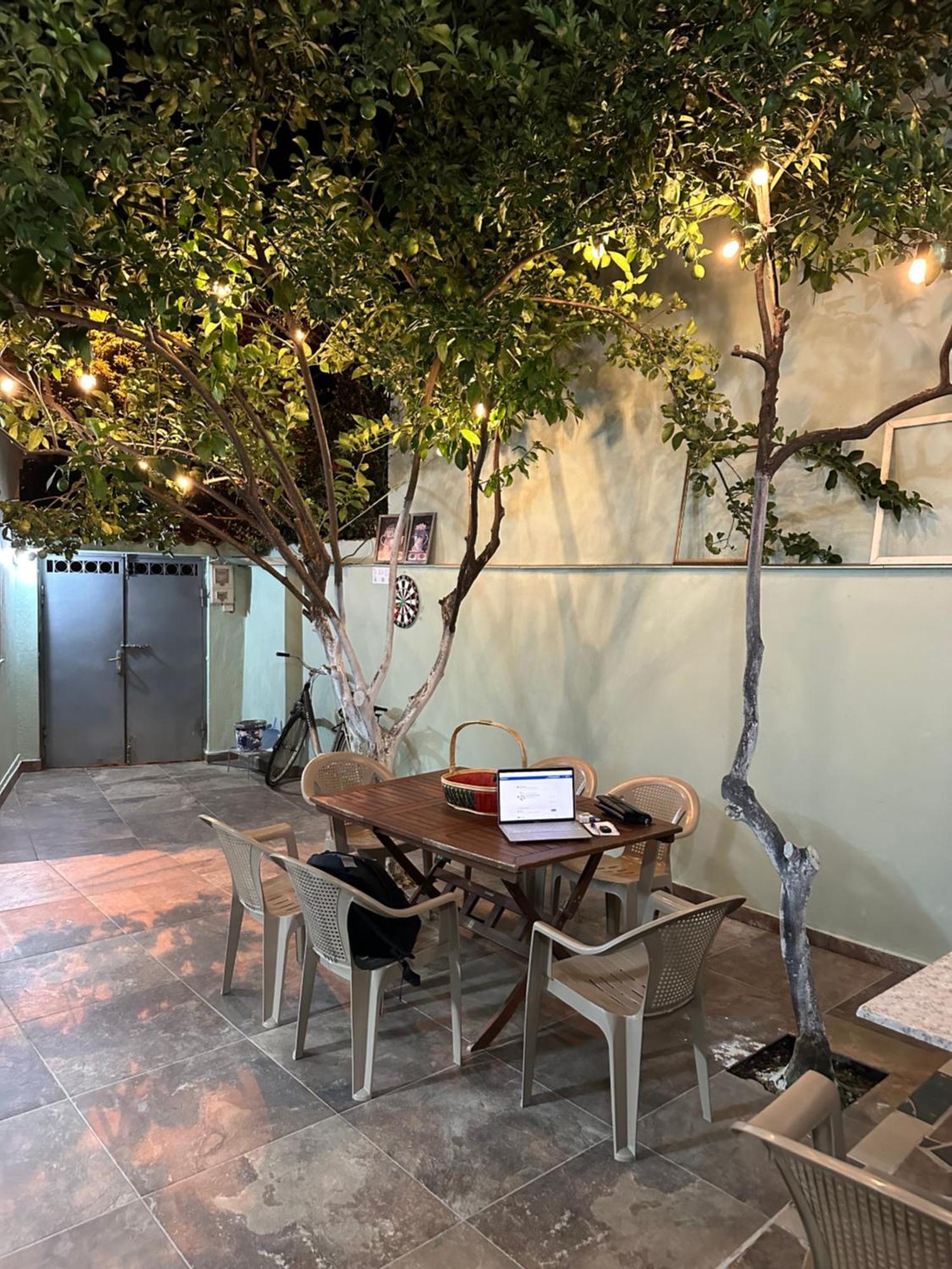 Tirana Lemon Breeze Hostel Exterior photo