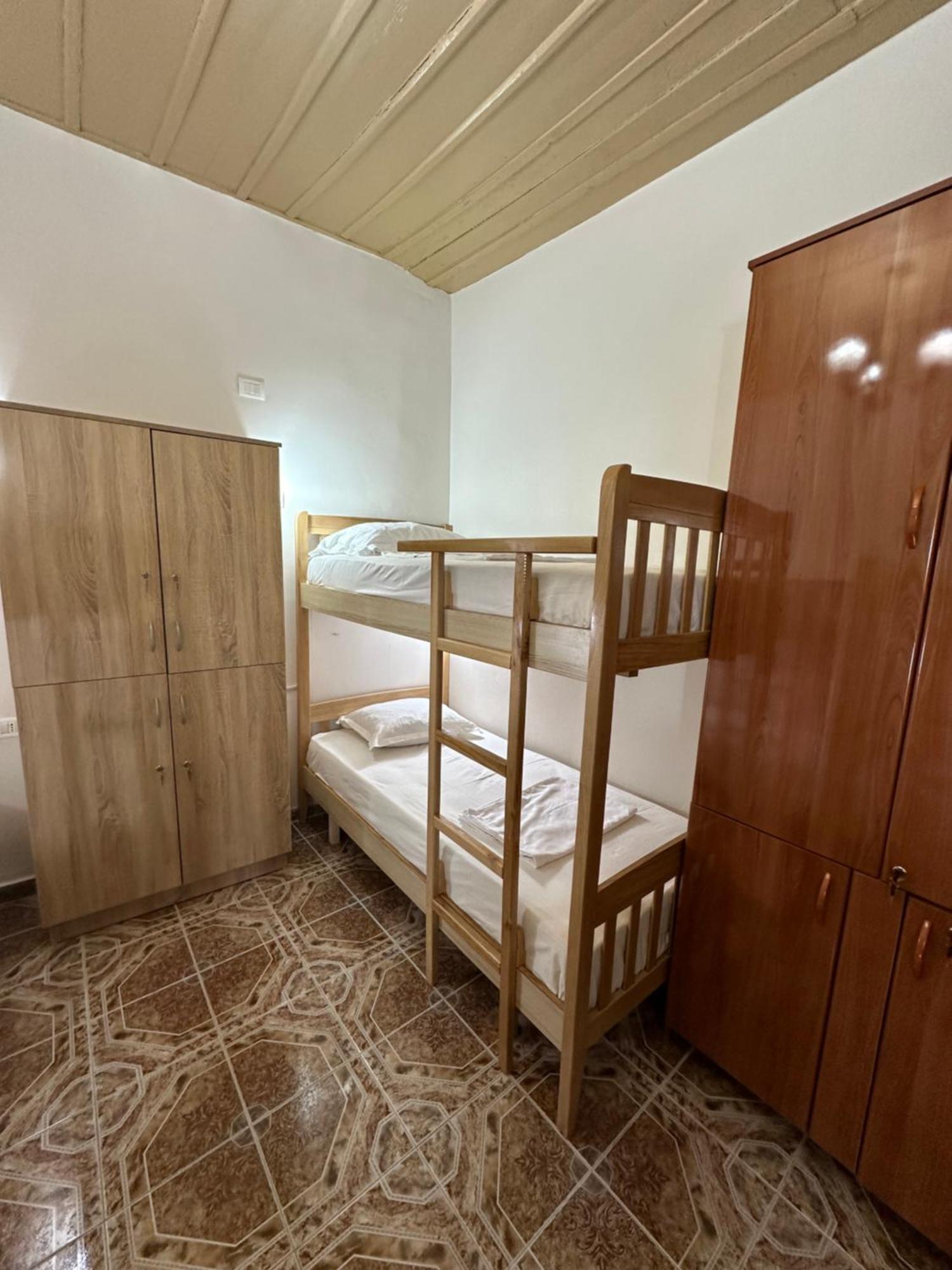 Tirana Lemon Breeze Hostel Exterior photo