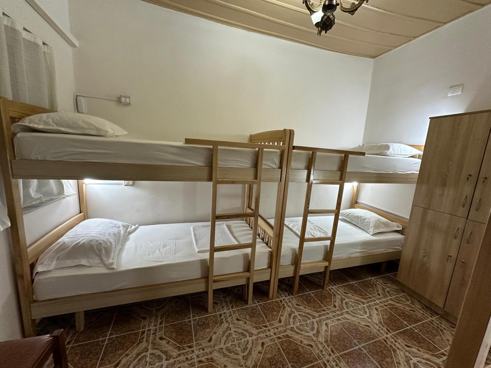 Tirana Lemon Breeze Hostel Exterior photo