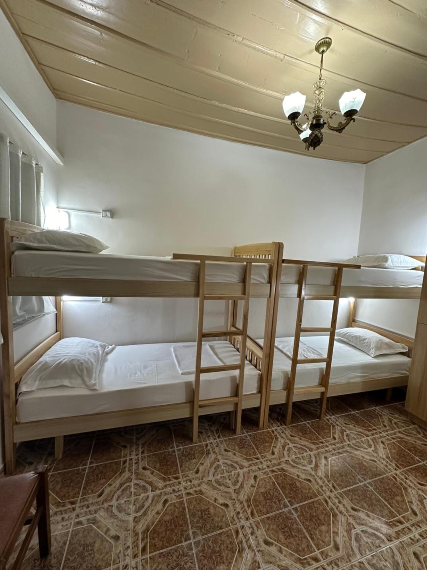 Tirana Lemon Breeze Hostel Exterior photo