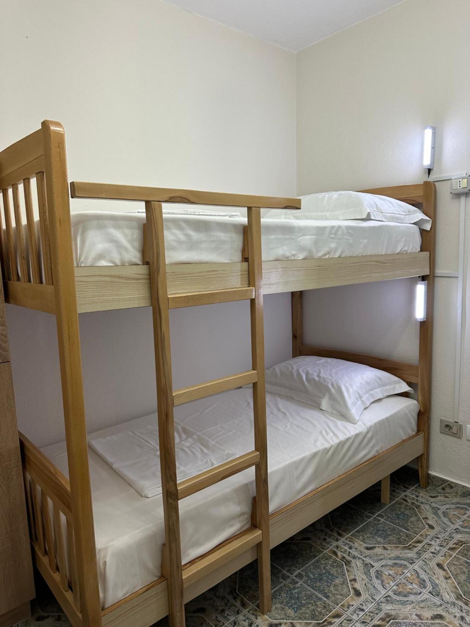 Tirana Lemon Breeze Hostel Exterior photo