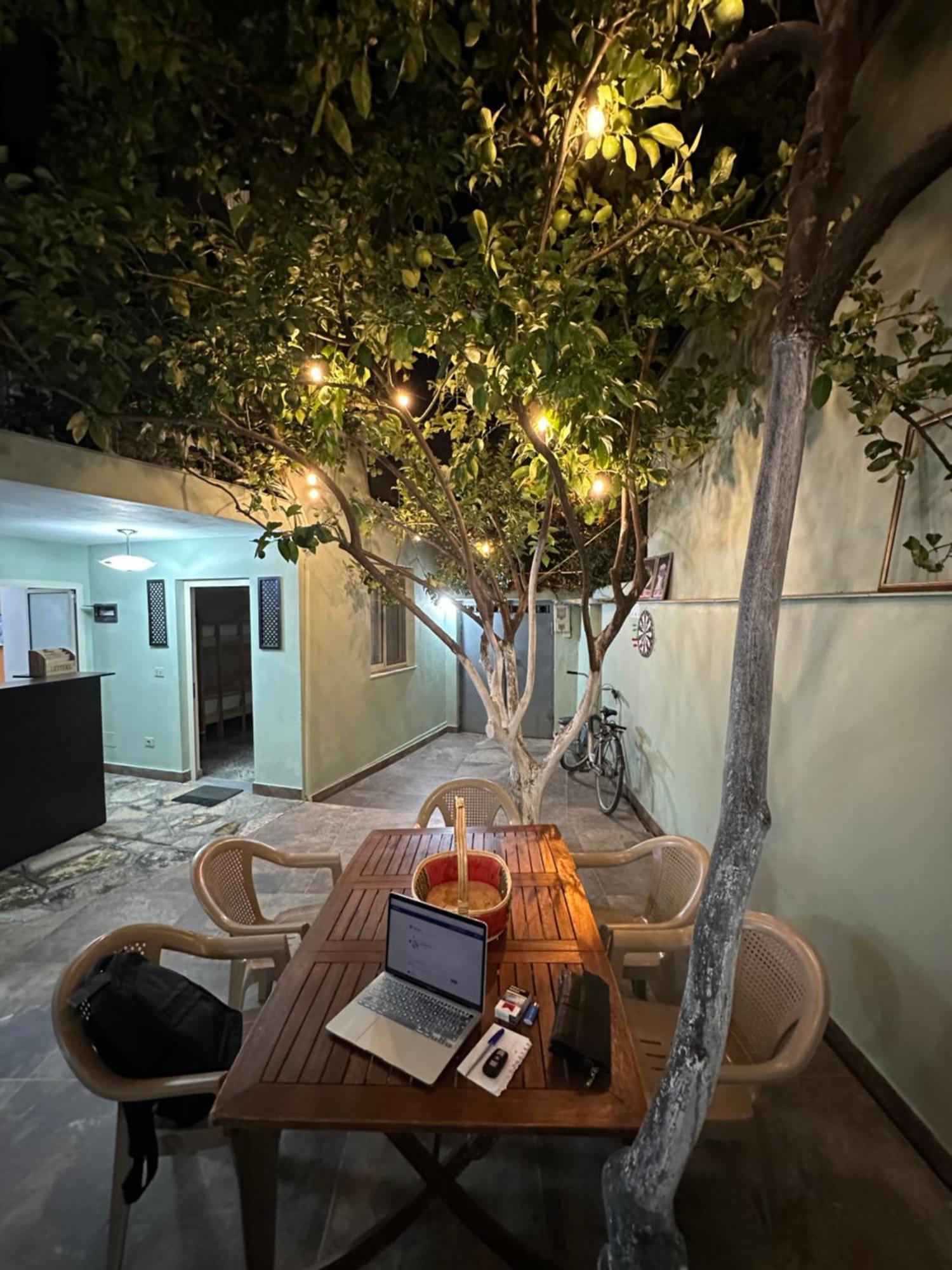 Tirana Lemon Breeze Hostel Exterior photo